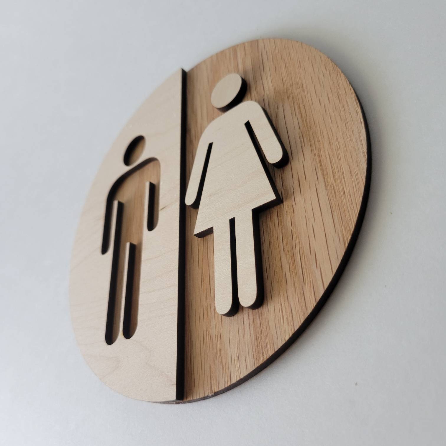 Round Wooden Unisex Bathroom Sign – Modern WC Decor 6 Wild And Trees Round Wooden Unisex Bathroom Sign – Modern WC Decor - Image 6